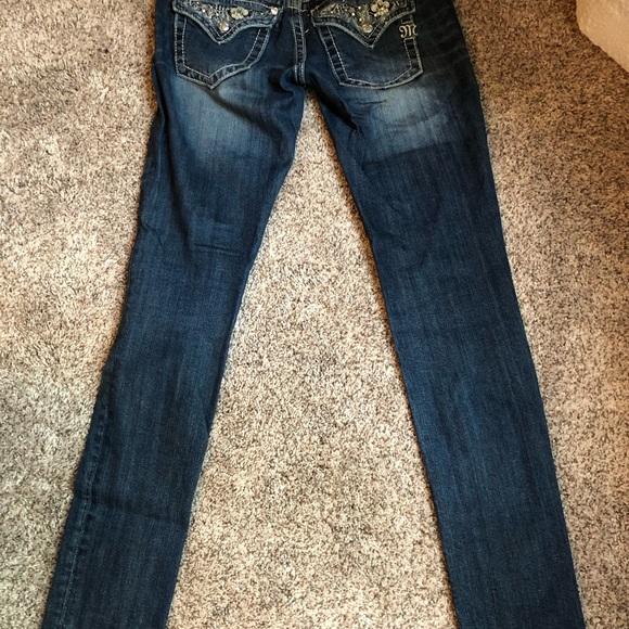 Miss Me Jeans - Picture 2 of 3